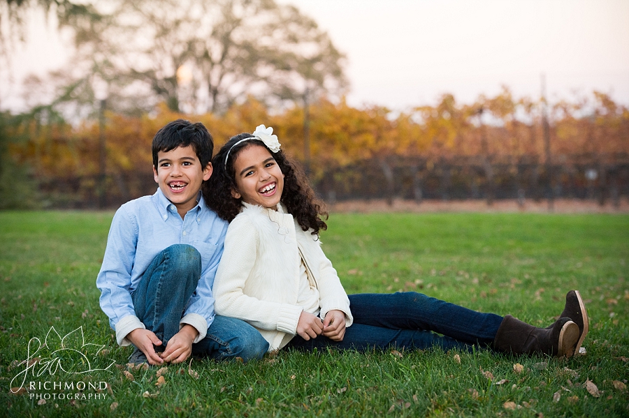 008_lisa_richmond_photography_cameron_Park_family_photographer_northern_california_family_photographer_private_home_family_portraits_0010