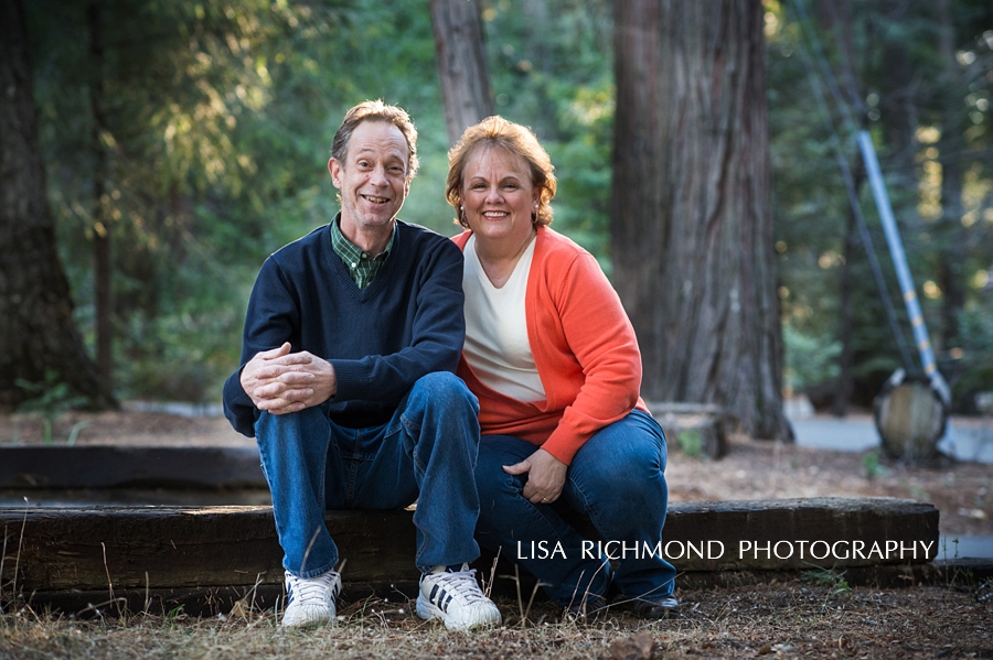 lisa-richmond-photography-northern-california-lifestyle-photographer-pollock-pines-lifestyle-photographer-couples-photography-at-home_0001