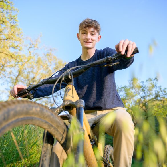 High School senior sessions, mountain biking, Class of 2024